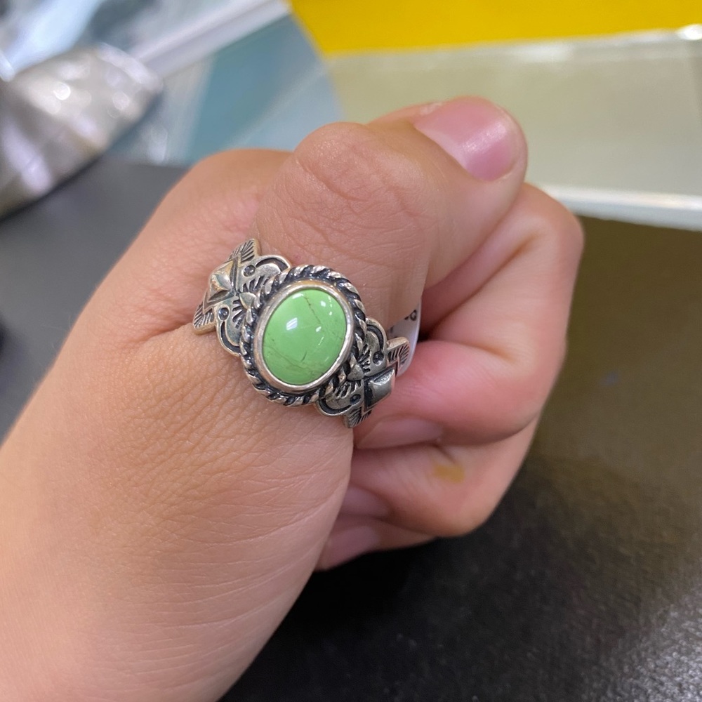 SHUBE ring